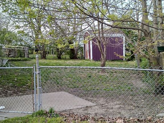 2nd image of 401 Norwood Dr #2