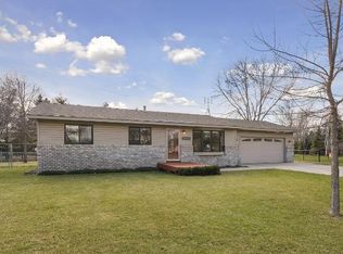 2440 112th Ln NW, Coon Rapids, MN 55433