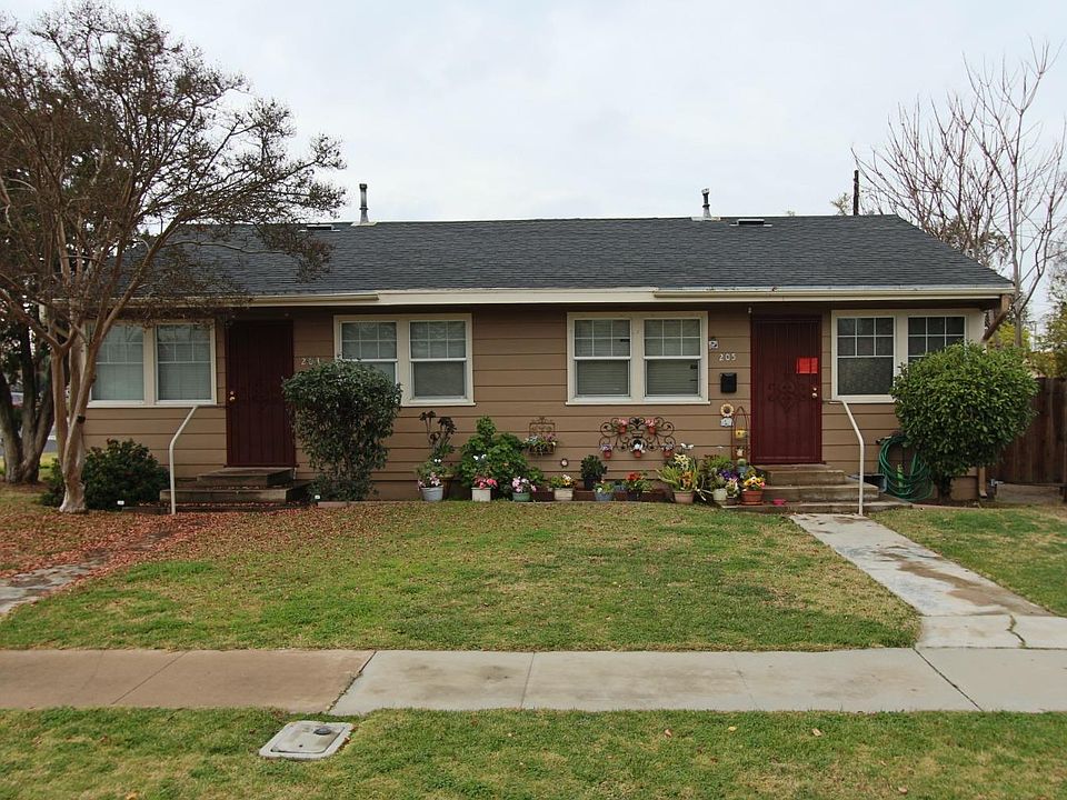 1st image of 203 Acacia Ave