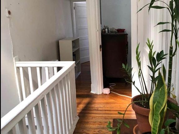 3rd image of 4714 Baltimore Ave #B