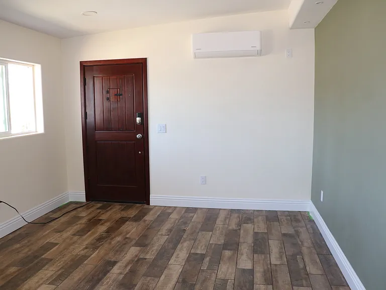 18202 Peppergrove St #18204 — Photo 3