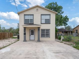 702 Avenue A, Del Rio, TX 78840