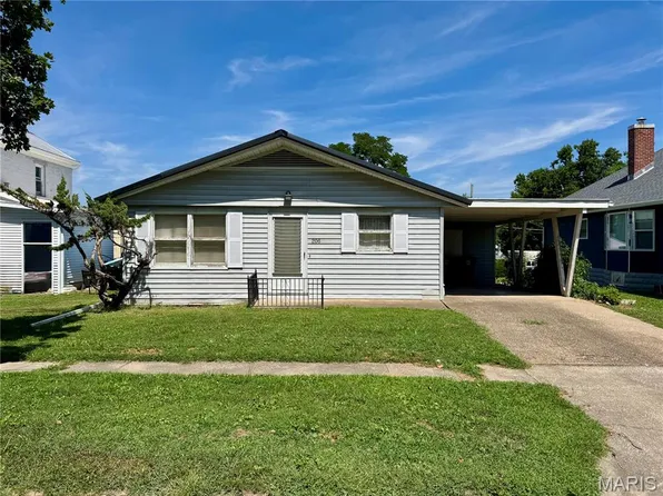 206 E Church St, Palmyra, MO 63461