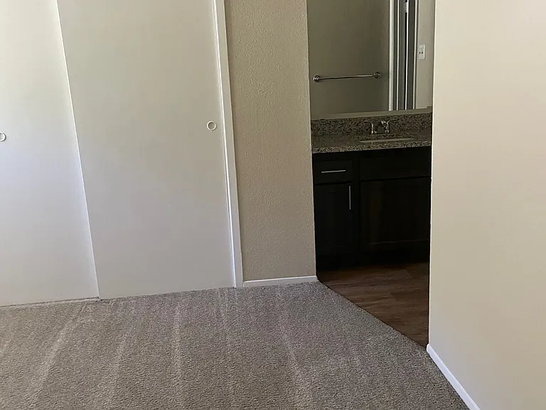 Chappell Hill Apartments — Photo 22