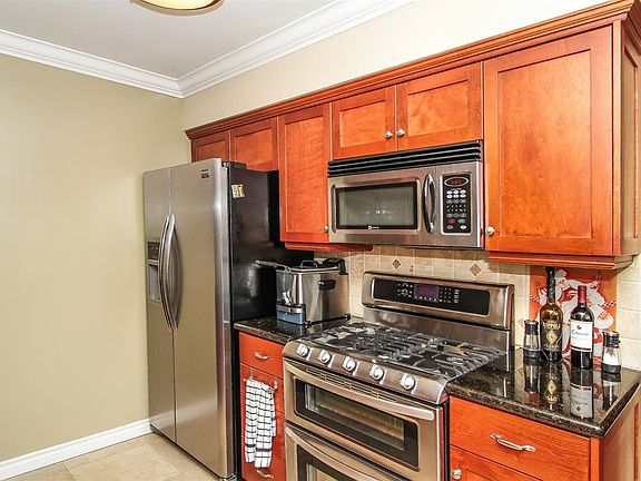 5th image of 4624 30th St #1