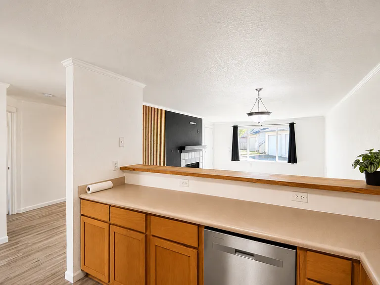 510 SE 157th Ave #35 — Photo 4