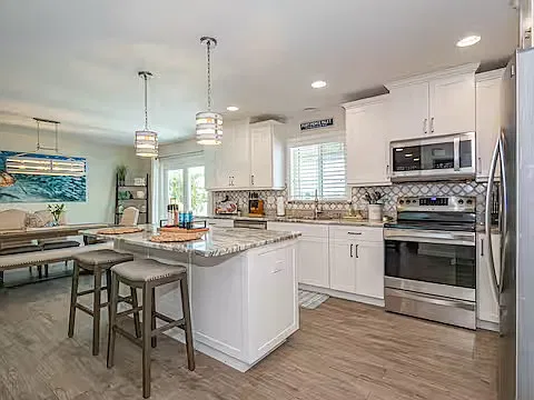 3 bed, 1560 sqft, $4,200 — Photo 4
