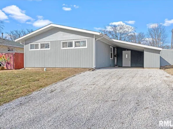 2407 E Dover Dr, Springfield, IL 62703