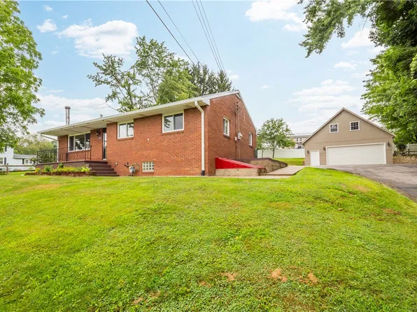 282 Spring Run Rd, Crescent, PA 15046