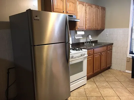 Rented by Francis Castoria LREB | media 11