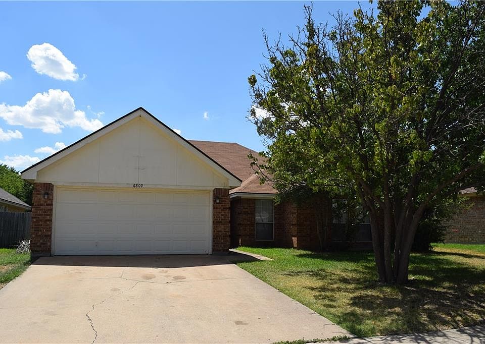1st image of 6809 Hadley Dr