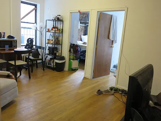 Rented by Majesty Management | media 25