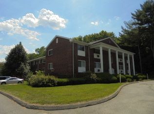 72 Barrett St UNIT 311, Northampton, MA 01060