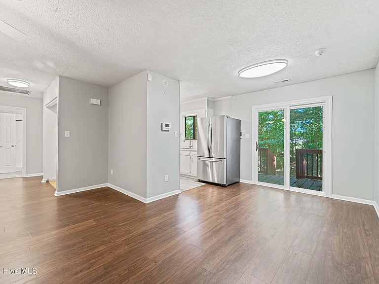 22 S Onsville Pl — Photo 6