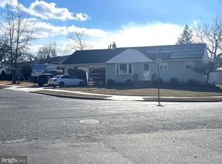 510 Johnson Pl, Magnolia, NJ 08049