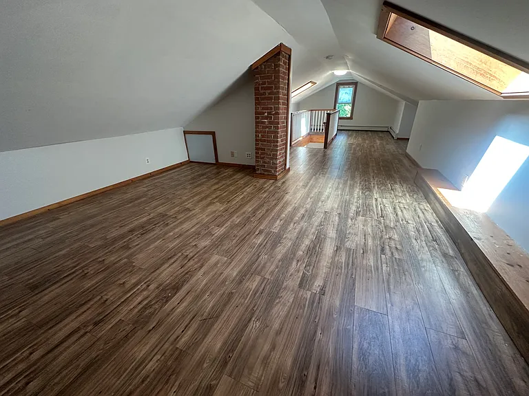 153 Washington St — Photo 12