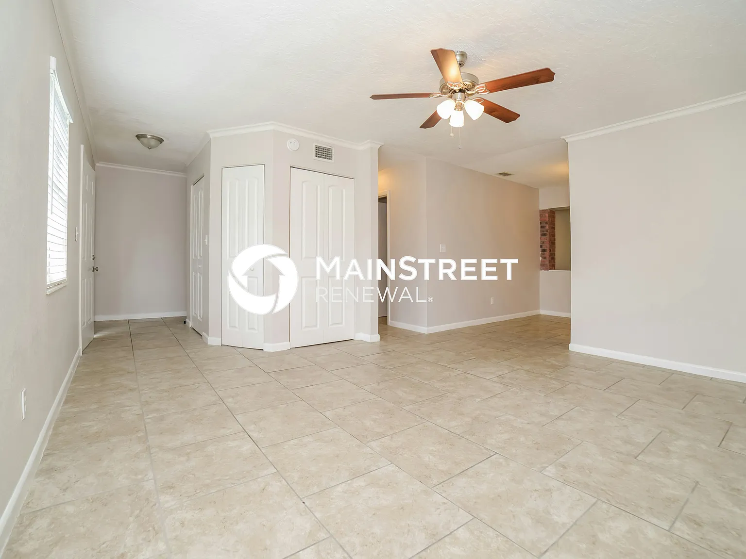 529 Edward Rd — Photo 3
