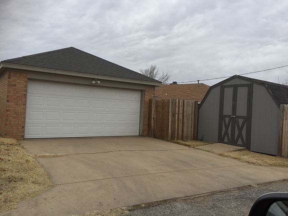 2nd image of 5911 Campus Dr