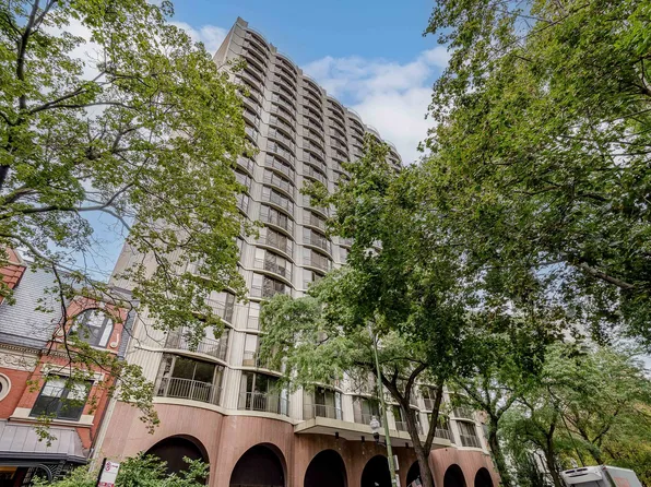 1440 N State Pkwy APT 7D, Chicago, IL 60610