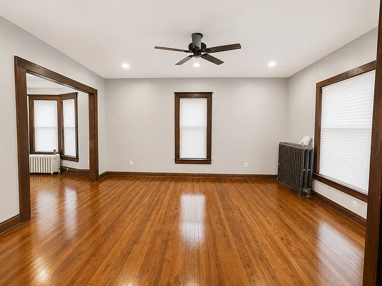 1720 Como Ave SE #0 — Photo 8