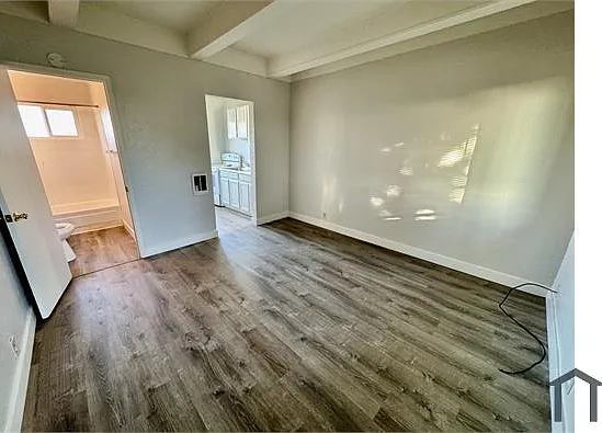 Studio, $1,325 — Photo 4