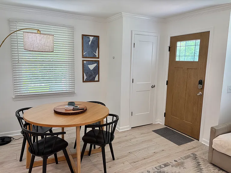 4125 Mikell Ln — Photo 3