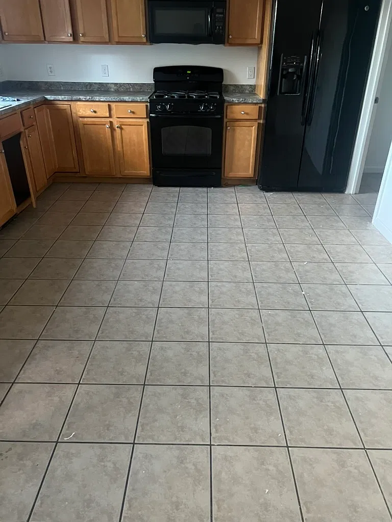 4 bed, 2.5 bath, 2000 sqft, $3,400 — Photo 1