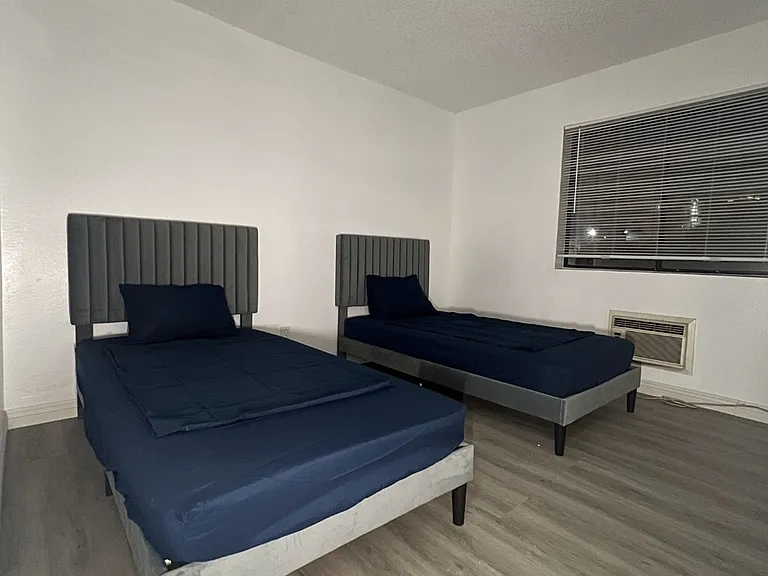419 N Mountain View Ave #104 — Photo 4