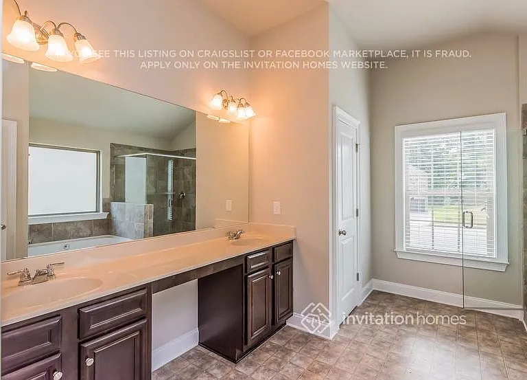 318 Corine Ct — Photo 14