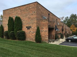 914-918 School St #4, Lisle, IL 60532