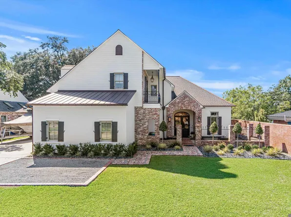 2218 Dove Hollow Dr, Baton Rouge, LA 70809