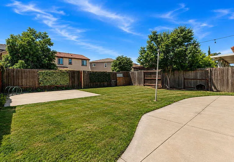 8828 Billfish Way — Photo 25