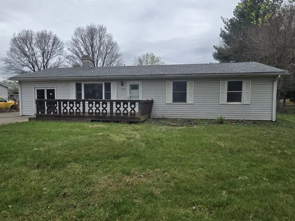 233 N Gilbert St, Clinton, IN 47842
