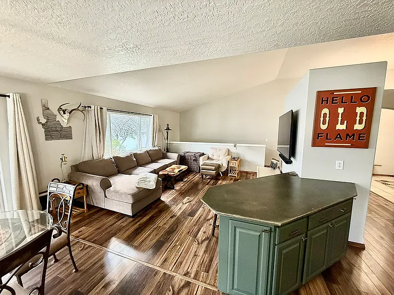1268 W Bentwood Loop — Photo 15