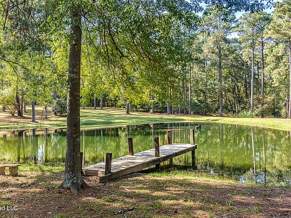 2nd image of 188 Webb Ln