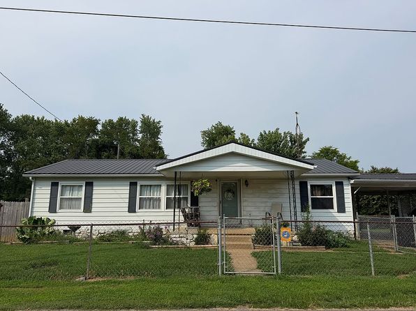 360 Oak St