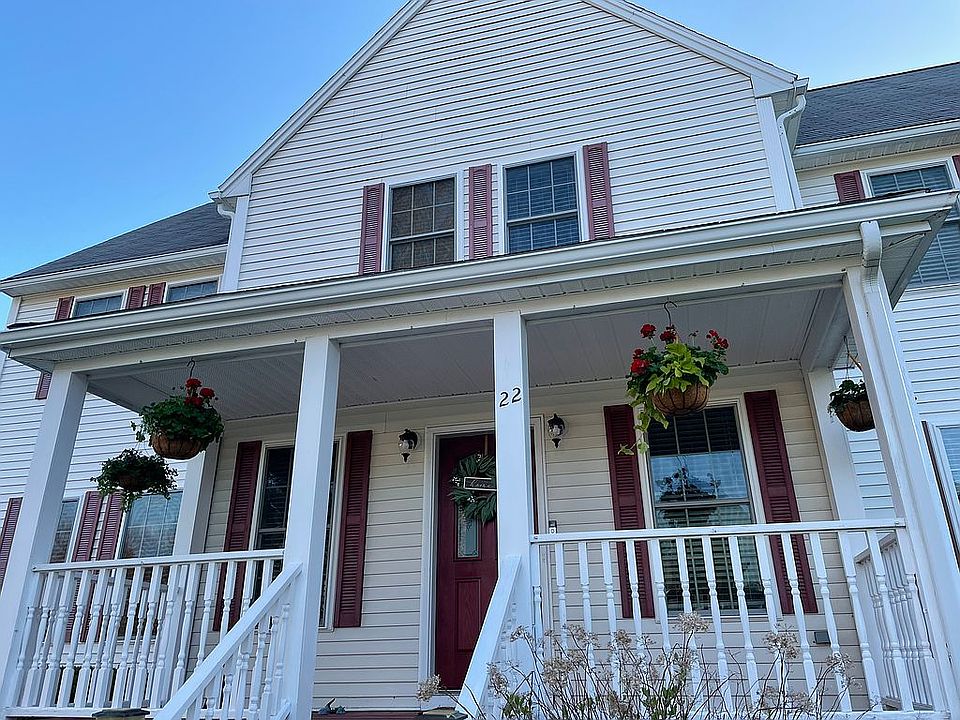 2nd image of 22 Evergreen Valley Dr