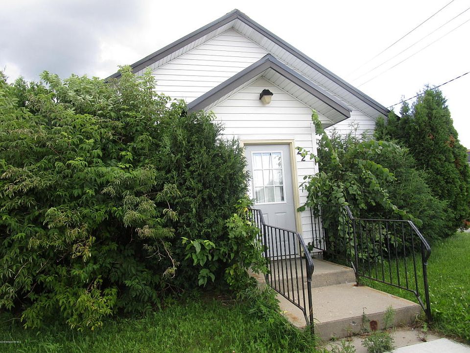 2nd image of 22 Tousley Ave N