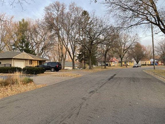 4th image of 2343 Nokomis Ave