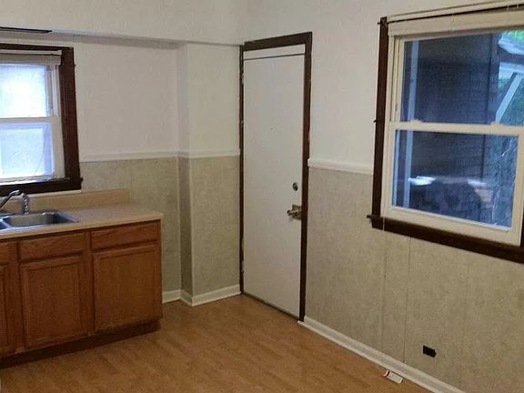 2nd image of 3221 Joe Hammer Sq #1