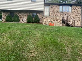 68835 Chermont Rd, Bridgeport, OH 43912