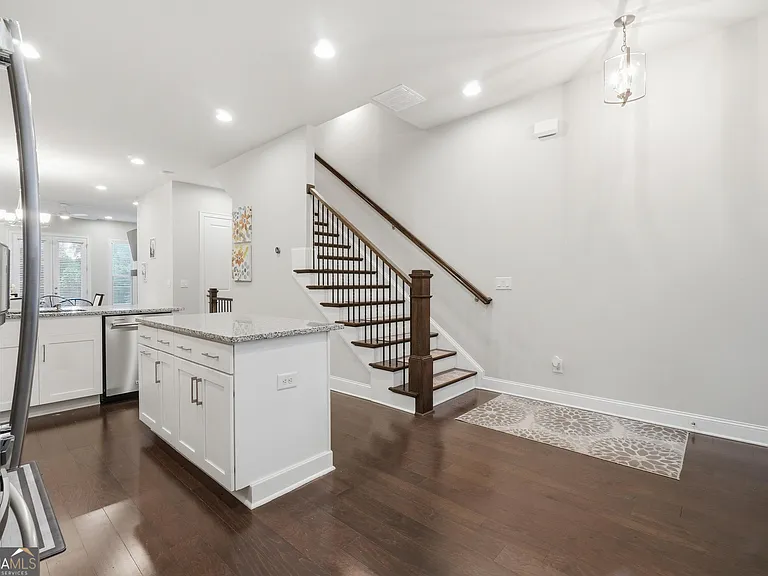 4245 Deming Cir — Photo 12