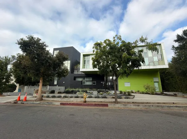 825 N Kings Rd APT 11, West Hollywood, CA 90069