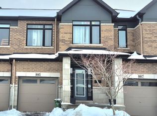 885 Solarium Ave, Ottawa, ON K4M0K5