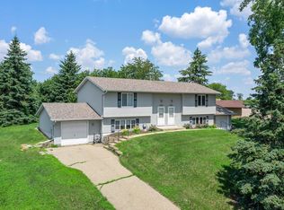 1363 Easter Ln, Eagan, MN 55123