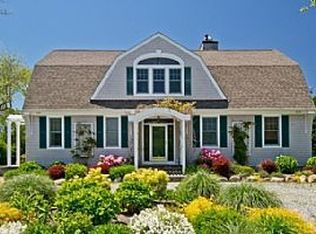 527 W Beach Rd, Charlestown, RI 02813