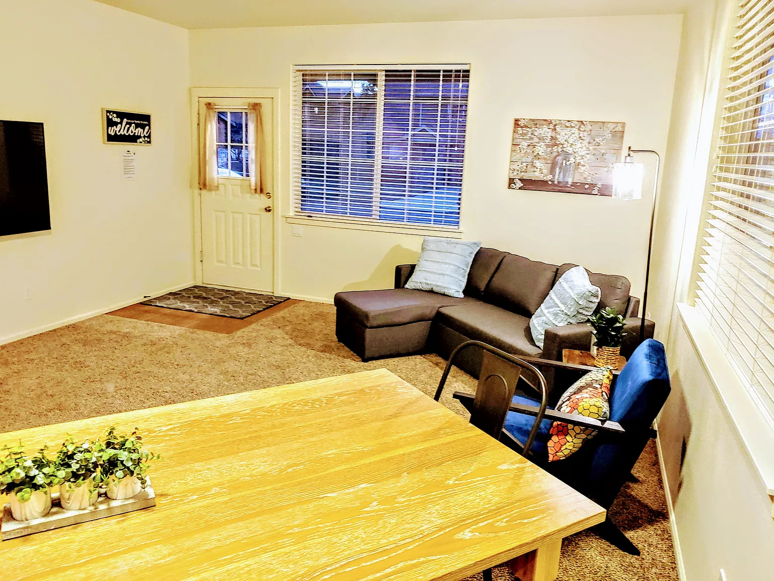 2 bed, 2.5 bath, 1534 sqft, $2,195 — Photo 2