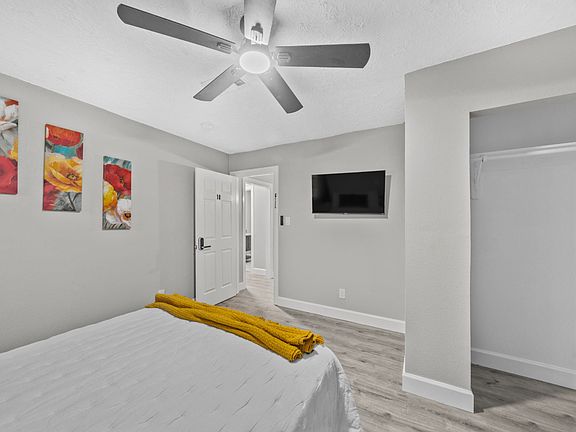 2nd image of 8050 Tavenor Ln #4A