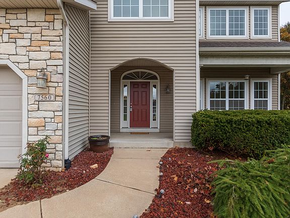 3rd image of 7560 Texas Heights Ave