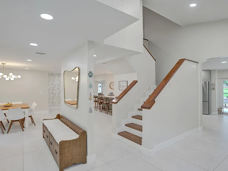 12213 Melissa Way — Photo 6